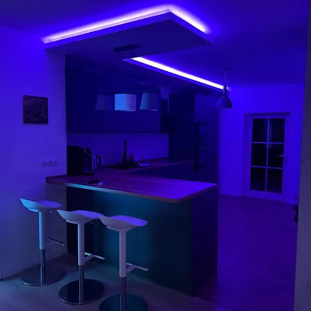 Вилла Haus Fuer 6 Personen Ausgestattet, Wifi , Netflix, Smart Tv *