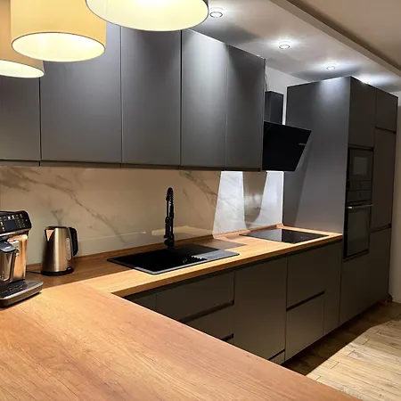 Haus Fuer 6 Personen Ausgestattet, Wifi , Netflix, Smart Tv Вилла
